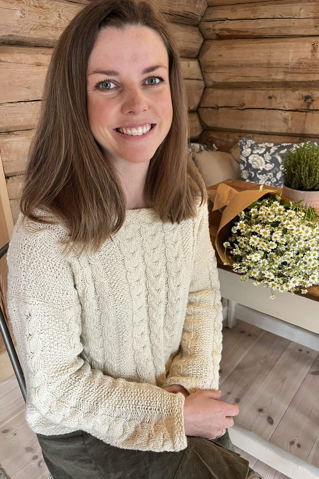 LUNT Brøttum flettegenser dame