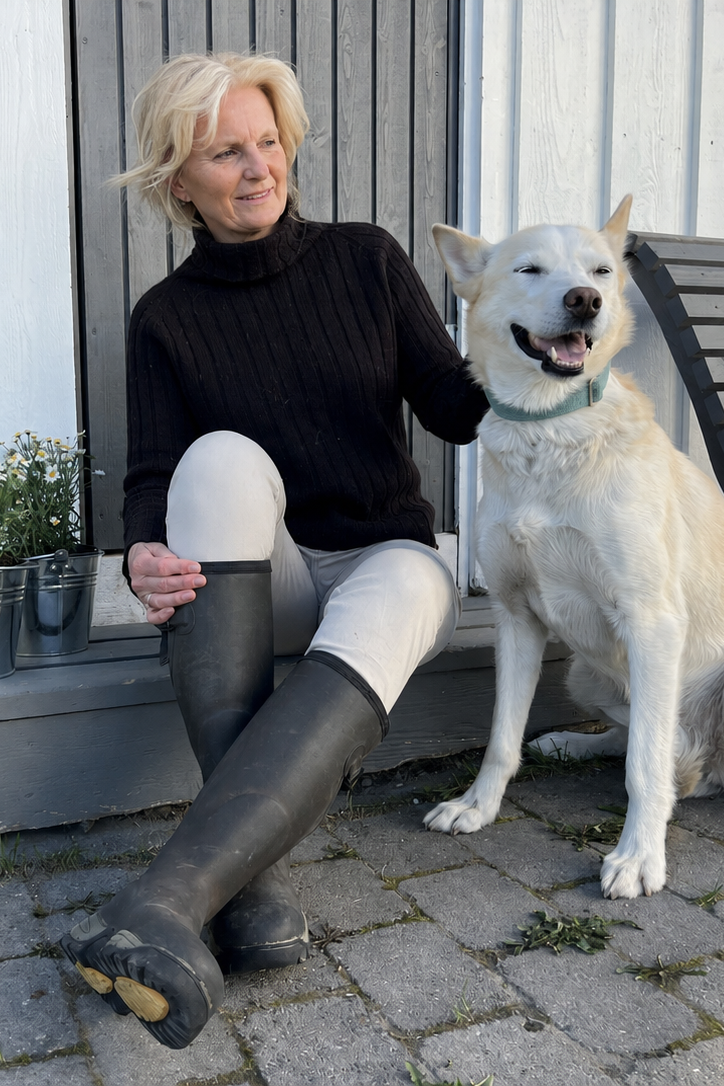 LUNT Toten svart ullgenser dame/mann